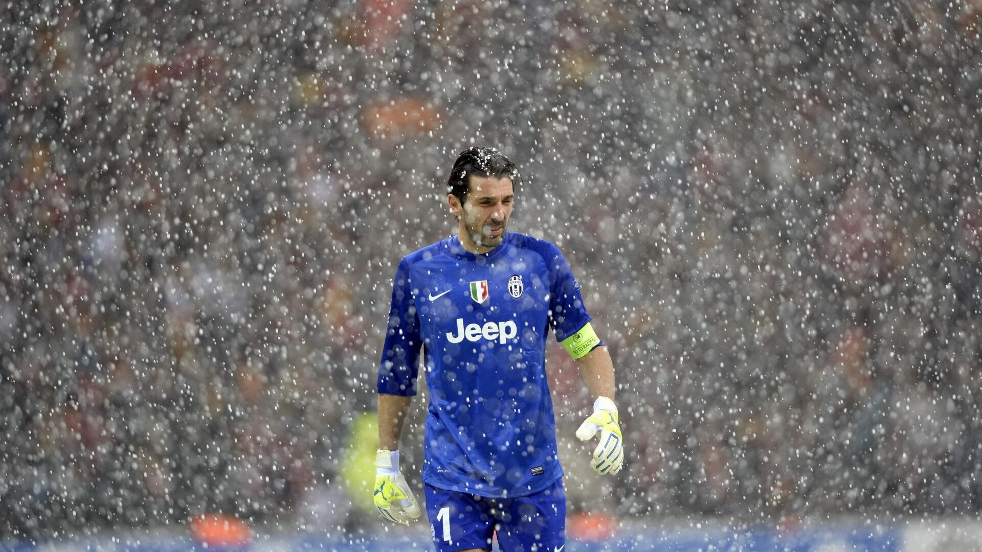 世界杯+欧冠“全年无休足球年”的健康隐患引发专家警示